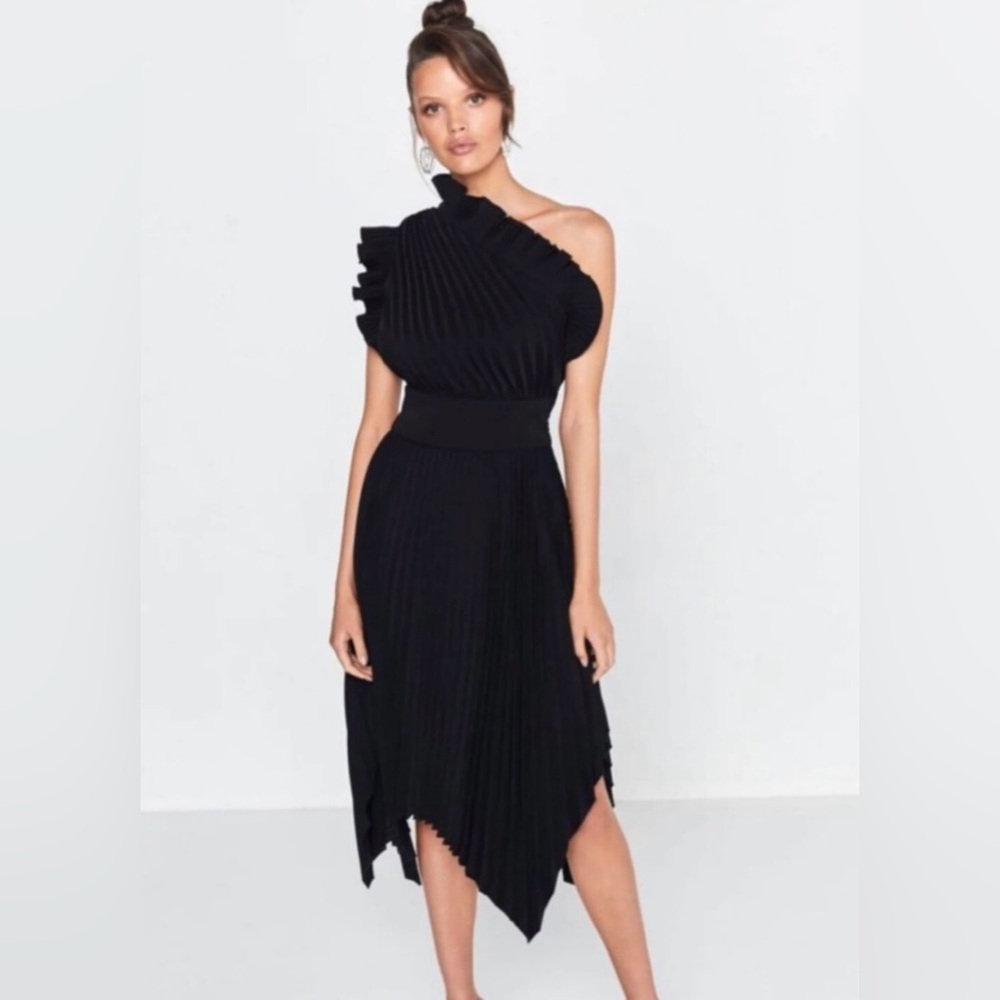 Mossman The Lady Like Midi Dress, Black Sz 2, Cocktail,‎ LBD Pleated Staple